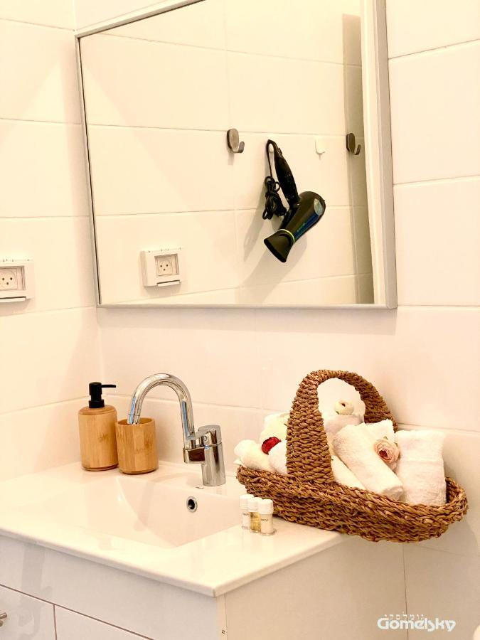 • Spacious Apartment In Trendy Akko/Acre • Exterior foto